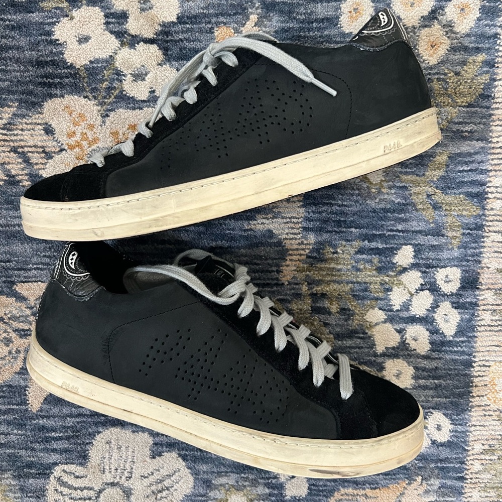 P448 John Paisley Sneaker